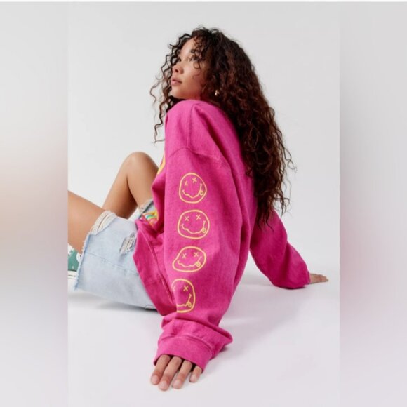 🆕 Urban Outfitters Nirvana Smile Overdyed Crewneck Sweashirt, S/M - Picture 14 of 16